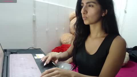 Snapshot of anahibrowns95 chatting on January 16, 2026, 11:20 pm Anahi Browns online show from January 16, 2026, 11:20 pm