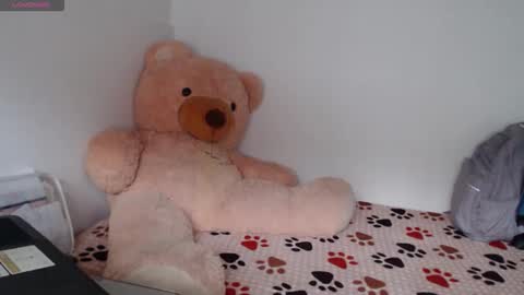 Anahi Browns online show from March 4, 2026, 6:58 pm