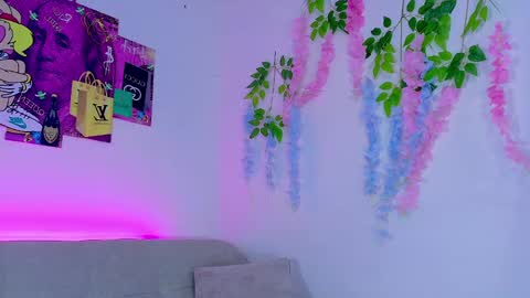 Anah online show from March 13, 2026, 1:51 pm