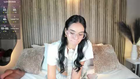 Anahin online show from October 14, 2025, 5:25 pm