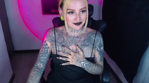  Callme Mistress Ani  online show from December 19, 2024, 10:32 pm