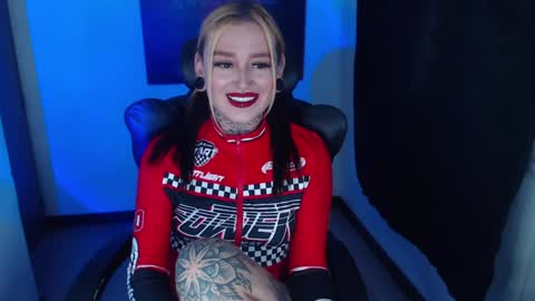  Callme Mistress Ani  online show from January 31, 2025, 8:33 pm