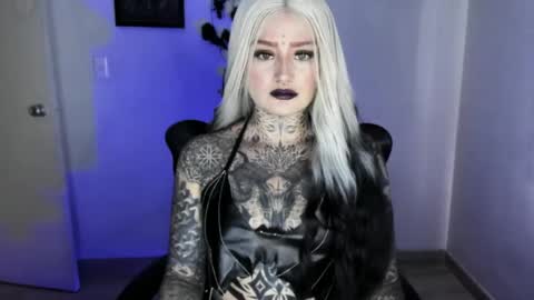  Callme Mistress Ani  online show from May 25, 2026, 5:41 pm