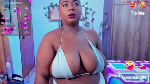 Snapshot of anai_valentinex chatting on January 18, 2026, 3:49 pm anai_valentinex online show from January 18, 2026, 3:49 pm