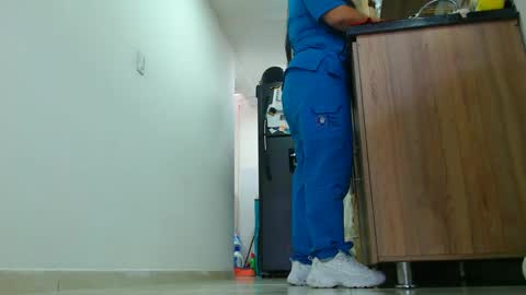 anaids online show from September 25, 2025, 2:32 pm