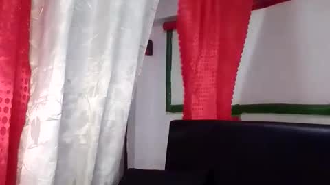 anaiis evanz online show from November 17, 2025, 1:11 am