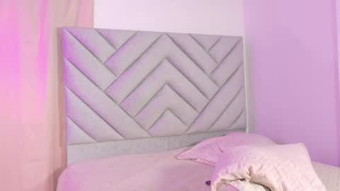 Snapshot of anaisdream_ chatting on February 20, 2026, 6:10 am anaisdream_ online show from February 20, 2026, 6:10 am