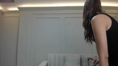 Snapshot of anaisnin1 chatting on March 18, 2026, 11:02 am Anais Nin online show from March 18, 2026, 11:02 am