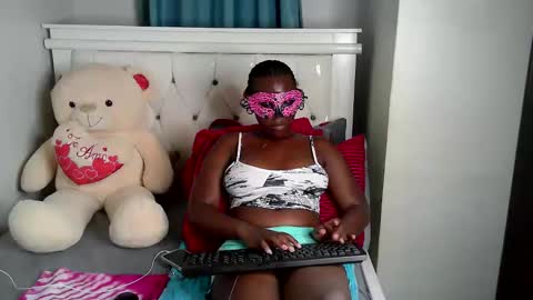 Snapshot of anakiss7 chatting on February 25, 2026, 8:07 pm anakiss7 online show from February 25, 2026, 8:07 pm