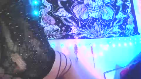 AnaLove online show from April 3, 2026, 10:19 pm