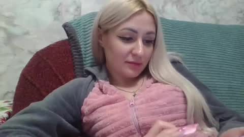 Snapshot of analqueen2024 chatting on January 17, 2025, 1:56 pm analqueen2024 online show from January 17, 2025, 1:56 pm