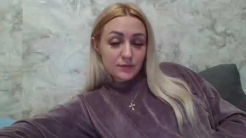 Snapshot of analqueen2024 chatting on October 18, 2025, 2:03 am analqueen2024 online show from October 18, 2025, 2:03 am