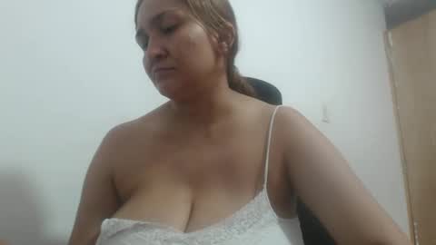 analy_hot online show from April 6, 2026, 8:21 pm