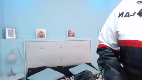 Snapshot of anaparis_ chatting on October 17, 2025, 11:13 am annya online show from October 17, 2025, 11:13 am