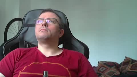 Snapshot of anarchox chatting on February 3, 2025, 9:41 am Andi online show from February 3, 2025, 9:41 am