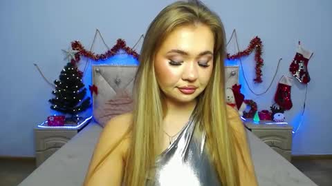 anastacyyellig online show from January 4, 2025, 11:11 am