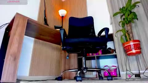 anastasia_snape online show from October 31, 2025, 10:49 am