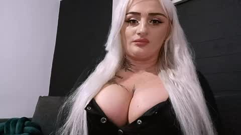 Snapshot of anastasiaamore chatting on May 19, 2026, 9:43 pm AnastasiaAmore online show from May 19, 2026, 9:43 pm