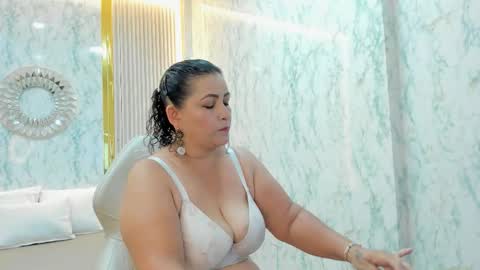 Snapshot of anavelvett chatting on January 13, 2026, 3:23 am Ana Velvett online show from January 13, 2026, 3:23 am