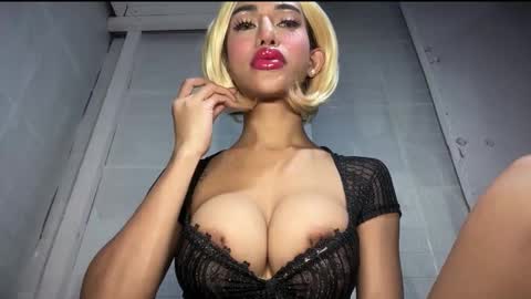 anawalters online show from December 16, 2025, 10:37 pm