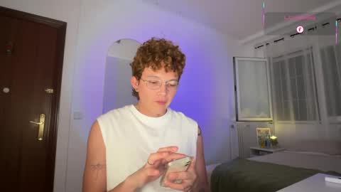 Snapshot of anddres_boss chatting on June 8, 2026, 8:09 pm Tell Me ANDRESS ----- online show from June 8, 2026, 8:09 pm