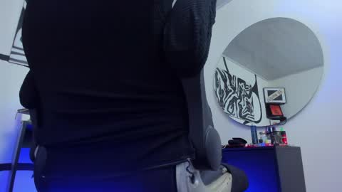 Snapshot of anders_x chatting on May 28, 2026, 1:47 am Andrs - online show from May 28, 2026, 1:47 am
