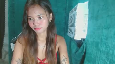 andiaprecious_ online show from May 2, 2026, 7:13 am