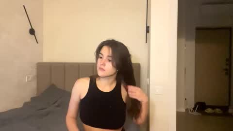 Sophie Lane online show from November 3, 2025, 3:13 pm