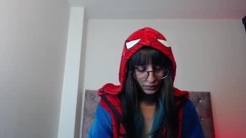 Snapshot of andrasla chatting on October 3, 2025, 3:36 am Andras online show from October 3, 2025, 3:36 am