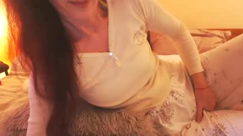 Andra online show from February 10, 2026, 8:51 am