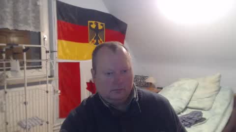 Snapshot of andre124231 chatting on December 10, 2024, 5:44 pm Andre online show from December 10, 2024, 5:44 pm