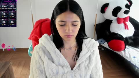 Snapshot of andrea_bonnie chatting on January 27, 2025, 4:43 pm andrea_bonnie online show from January 27, 2025, 4:43 pm