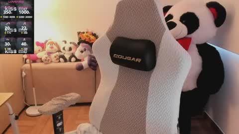 andrea_bonnie online show from March 31, 2026, 11:10 am