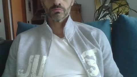 Snapshot of andrea_feetlover chatting on April 11, 2026, 12:53 pm andrea_feetlover online show from April 11, 2026, 12:53 pm