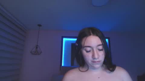 Andrea Ramos online show from March 6, 2025, 10:30 am