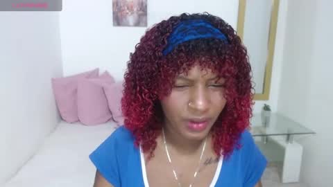 Snapshot of andrea_velary chatting on May 14, 2026, 7:42 pm andrea_velary online show from May 14, 2026, 7:42 pm