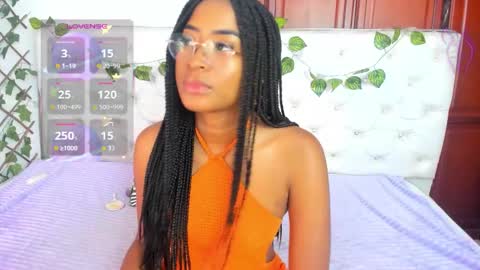 Naomi Andrea Daviss online show from September 19, 2025, 1:01 pm