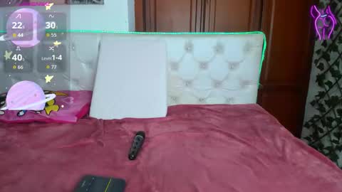 Naomi Andrea Daviss online show from February 28, 2026, 3:13 pm