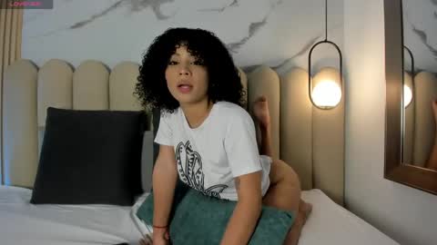 Snapshot of andreaa_clark chatting on April 28, 2026, 11:10 pm Andrea online show from April 28, 2026, 11:10 pm