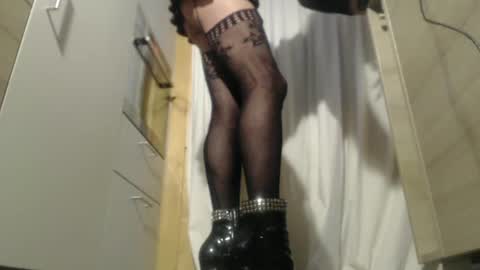 Andrea online show from December 28, 2024, 7:11 pm