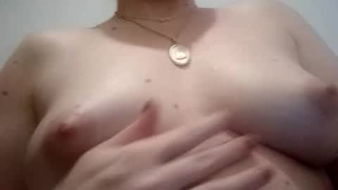 andreamartinssean2018 online show from March 26, 2026, 6:30 am