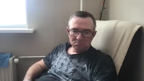 andreass60 online show from May 7, 2026, 6:41 am