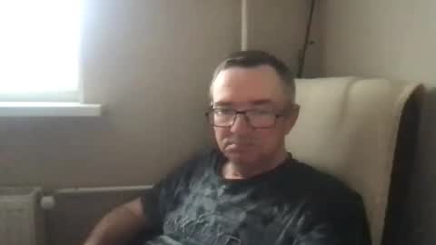 andreass60 online show from May 12, 2026, 6:10 am