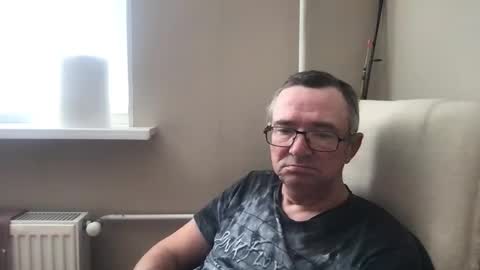 andreass60 online show from May 14, 2026, 5:47 am