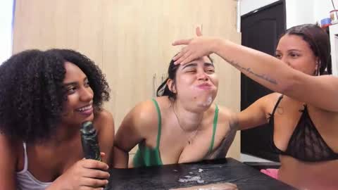 Snapshot of andreitatruji chatting on September 9, 2025, 8:41 pm yudith online show from September 9, 2025, 8:41 pm