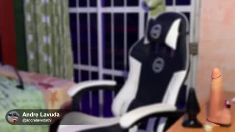 Snapshot of andrelabuda9 chatting on September 24, 2025, 9:45 am Andre Labuda online show from September 24, 2025, 9:45 am