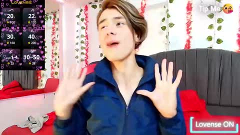 Alann online show from December 15, 2025, 12:53 pm