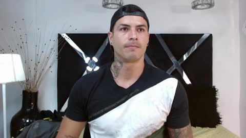 insta andres clark  online show from March 11, 2025, 6:19 pm