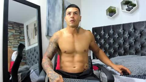 Snapshot of andres_clark chatting on May 27, 2026, 3:03 am insta andres clark online show from May 27, 2026, 3:03 am