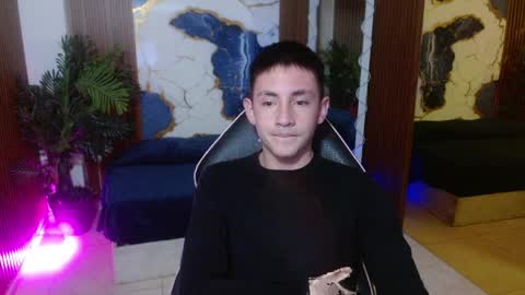 andres_tay online show from April 14, 2026, 2:50 am